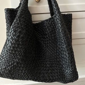 Falor woven leather oversized tote bag black